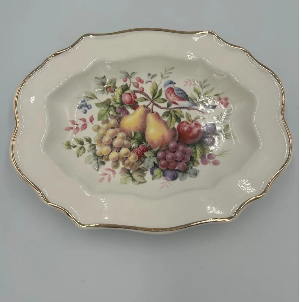 Avon 1976 Enoch Wedgwood Fruit Bird Trinket Dish 22K Gold Trim England 9‎ Inch